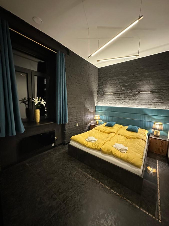 Darkhouse Versace Blue Lodz  Ngoại thất bức ảnh
