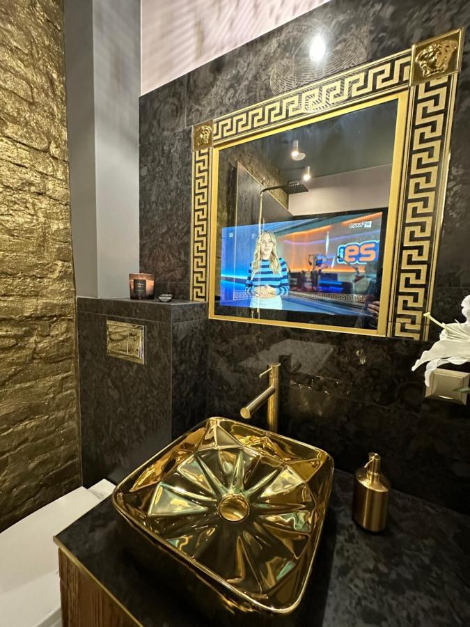 Darkhouse Versace Blue Lodz  Ngoại thất bức ảnh